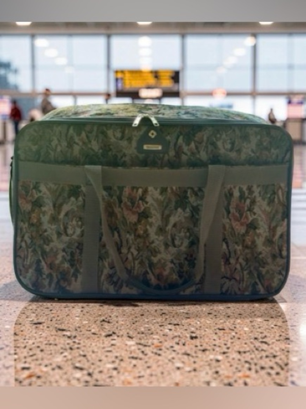 Vintage Samsonite Green Pink Lavendar Floral Pattern Tapestry Soft Suitcase Bag
